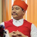 संघर्षदेखि सेवा र साधनासम्म: झाँक्री प्रकाश भुजेलको प्रेरणादायी जीवन यात्र