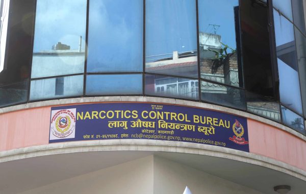 टेकुमा गोलि चल्दा भारतिय नागरिक घाइते